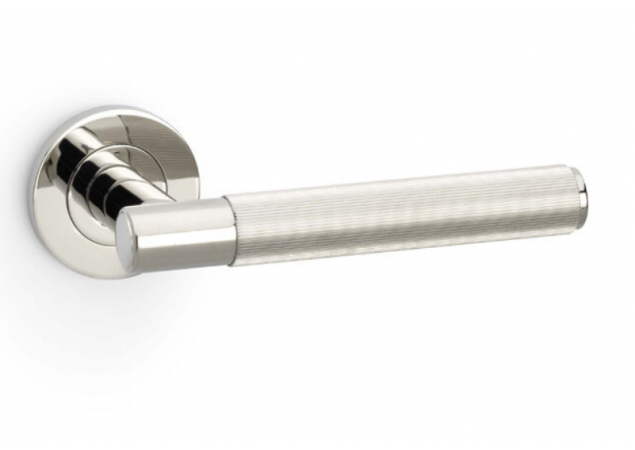 Deurkruk Reeded 'Spitfire' - PVD Gepolijst nikkel - Rond rozet Ø50mm - AW222PNPVD