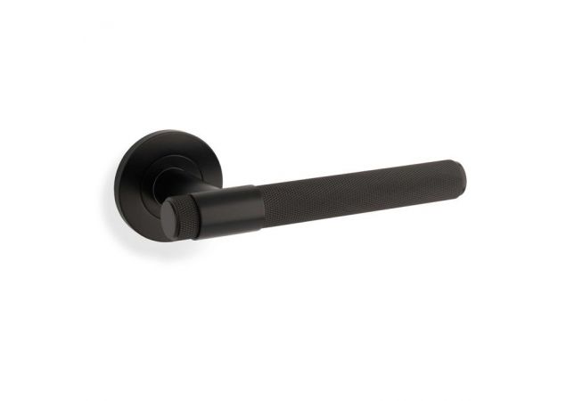 Deurkruk Knurled 'Kingston' - Mat zwart - Rond rozet Ø50mm - AW240BL