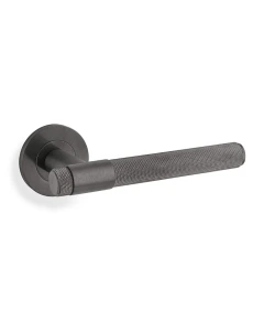 Deurkruk Knurled 'Kingston' - PVD Donker brons - Rond rozet Ø50mm