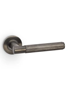 Deurkruk Knurled 'Spitfire' - PVD Donker brons - Rond rozet Ø50mm